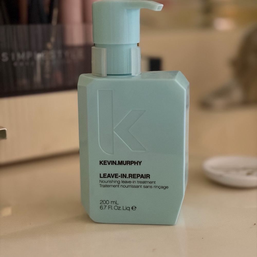 KEVIN.MURPHY Leave-In Repair in Light Blue